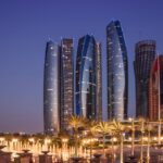عقارات أبوظبي : استثمار ذكي في الوجهة الاستثمارية العقارية الواعدة