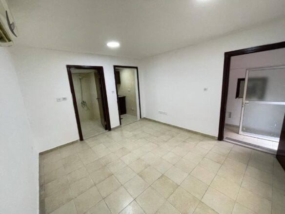 Budget-Friendly Studio in Al Muroor with Tawtheeq