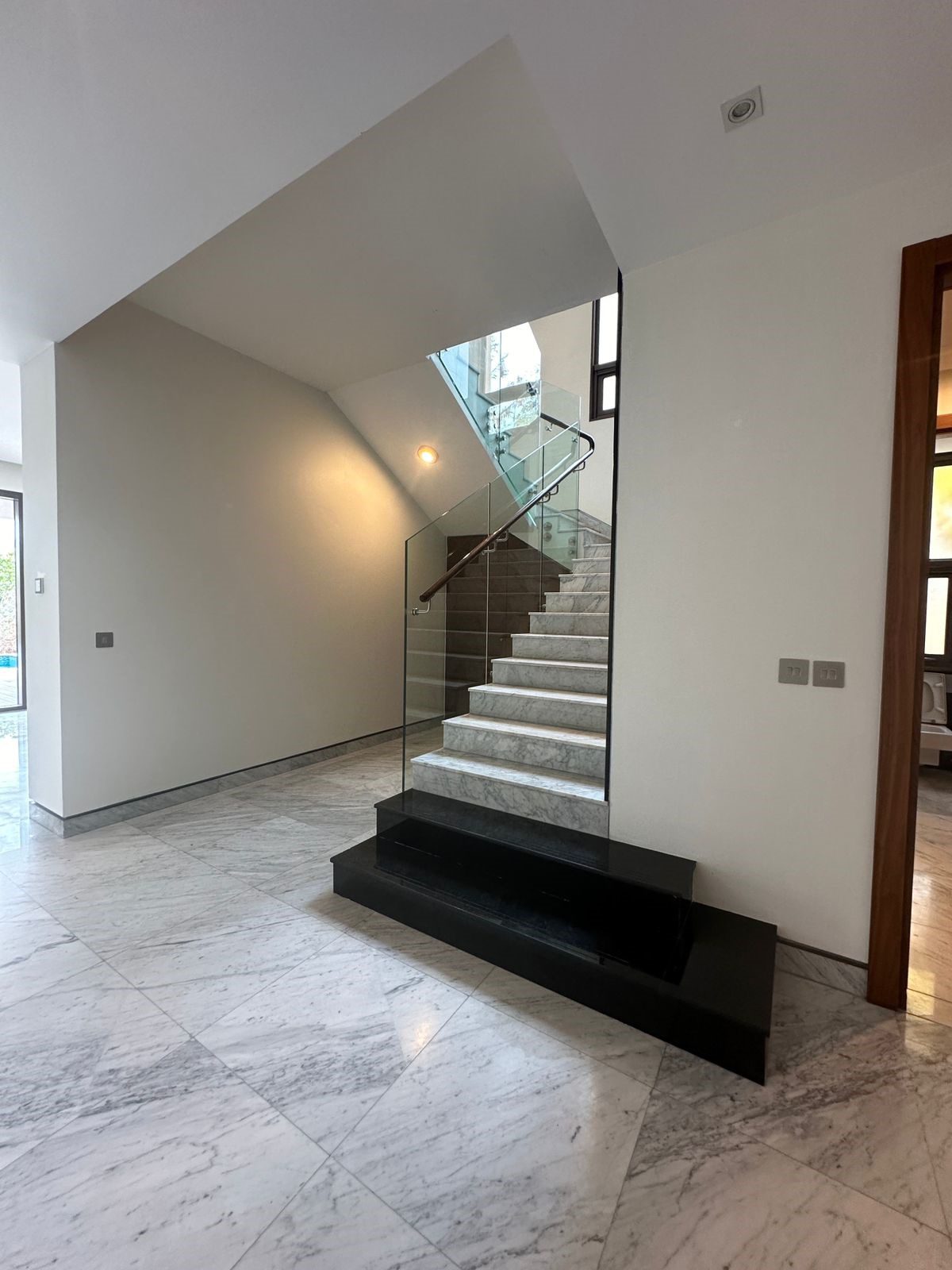 Peaceful Community | Private Pool | 5 Master Bedrooms